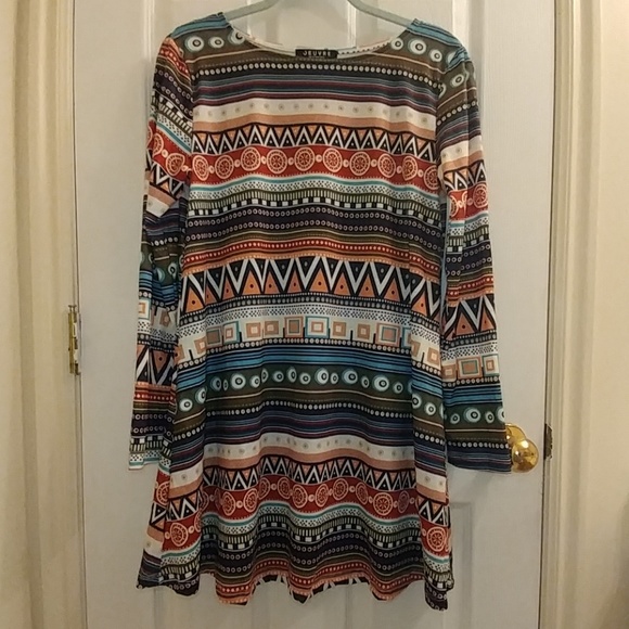 Dresses & Skirts - EUC Tribal pattern dress